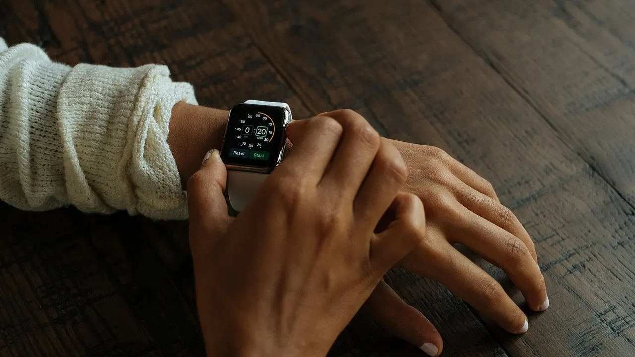 www silicon-insider .com wearable tech